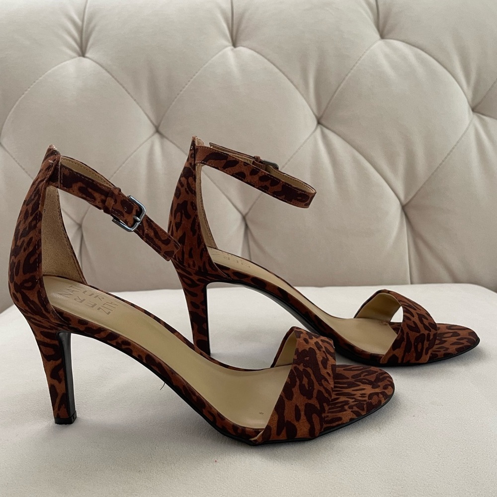 Brand new Naturalizer Leah cheetah print heel sandals - 8.5 M